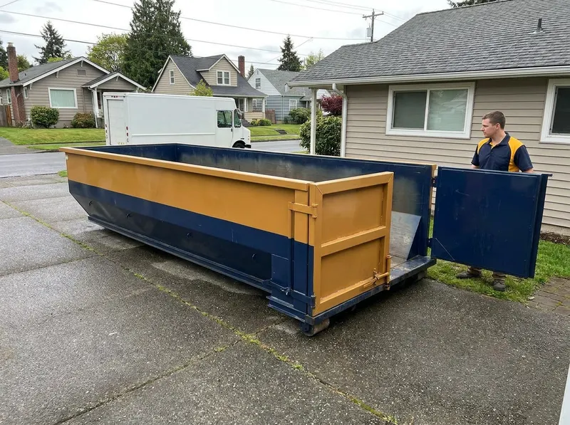 15-Yard Dumpster Rental in Seattle, WA